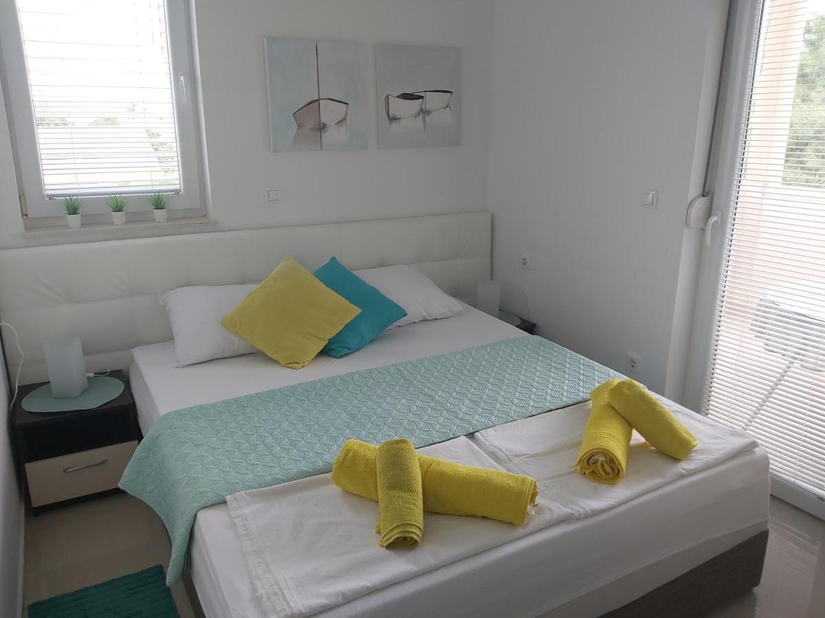 Apartment Adrijana Novalja Extérieur photo