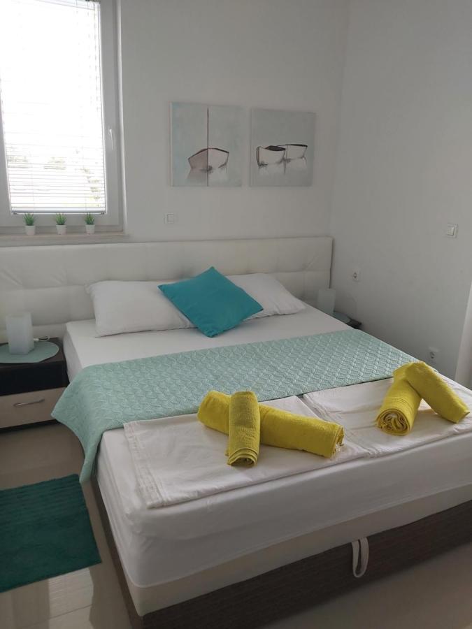 Apartment Adrijana Novalja Extérieur photo